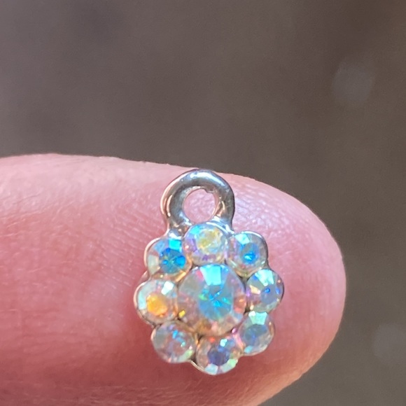 Small Faceted Crystal charm Silver Pendant - Picture 3 of 3